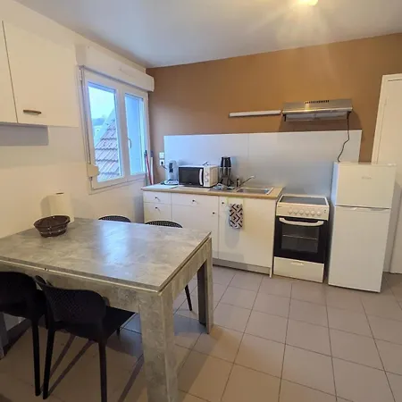 Independant T2 Apartament Saulnes
